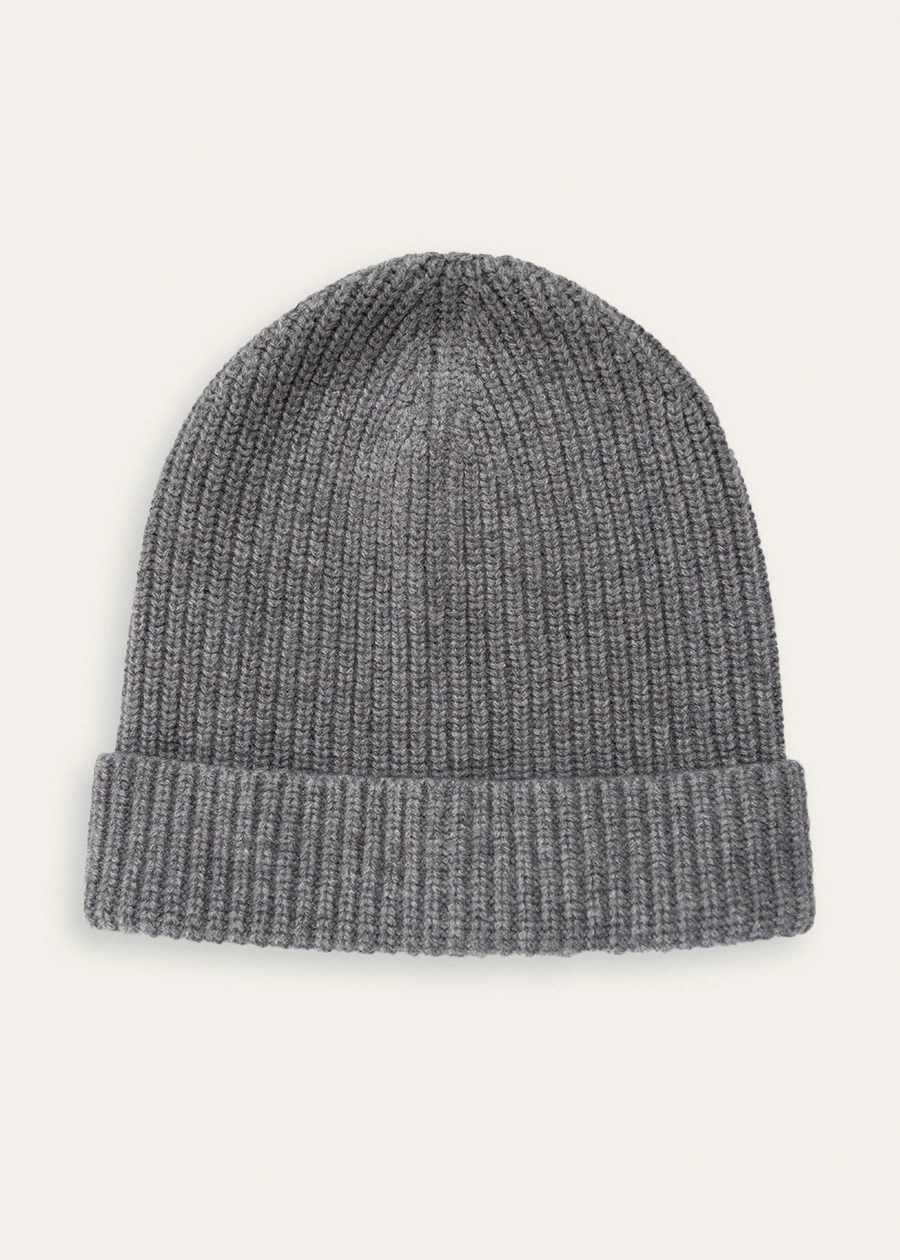 Шапка из кашемира в жемчужно-сером оттенке